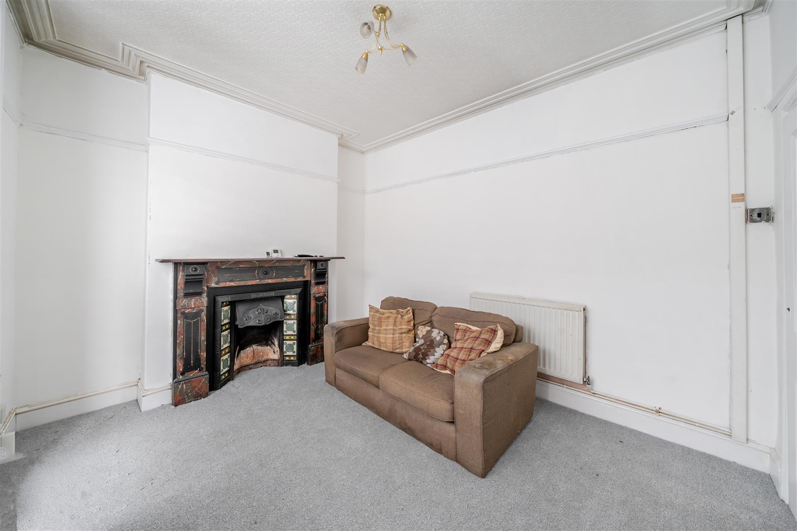 Cecil Street, Manselton, Swansea, SA5 8QW